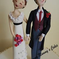 Happy Couple Wedding Cake