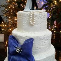 Vintage Glam Winter Wedding Cake
