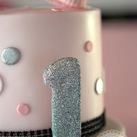 Minnie first birthday cake by Mericakes