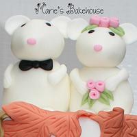 Mice wedding cake for Fairytale Forest