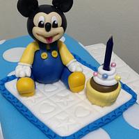 1st Birthday Mickey Mouse Cake