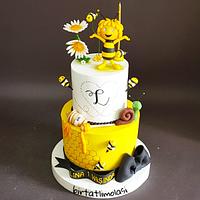 Maya The Bee Cake Maya The Bee Cake