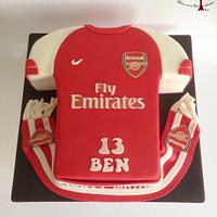 Arsenal Shirt - cake by Blossom Dream Cakes - Angela - CakesDecor