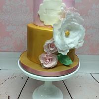 Gold & paper flowers 1st Birthday cake