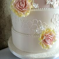 Birdcage Wedding Cake with Roses