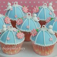 Birdcage cupcakes