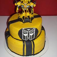 Bumble bee Transformer Cake inspired by http://byshaishai.blogspot.com/2012/11/transformers-bumblebe