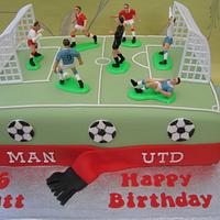 Football pitch cake