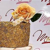 "SEQUINS CHIC CAKE"