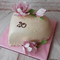 Romantic cake with magnolias