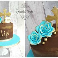 First Communion cake in blue and gold