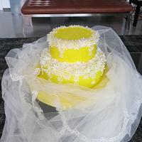 Yellow daisies cake