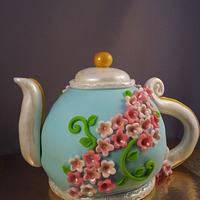 Little teapot with cupcakes