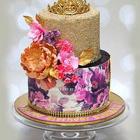 Gold Glitter Tiara Cake