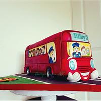 School bus cake