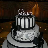 black,white and silver wedding cake