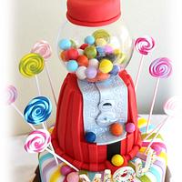Candy explosion cake 