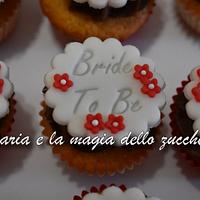 Cupcakes Bride to be