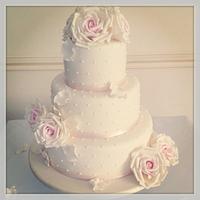Cotswold Romance Wedding Cake 
