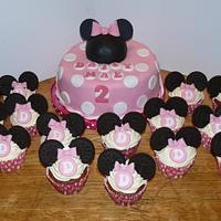 Minnie Mouse cake and Oreo Ear cupcakes 
