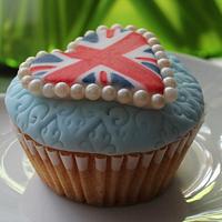 Cupcakes to celebrate the Royal wedding