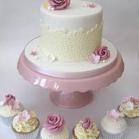 White, Cream & Dusky Pink Cutting Cake