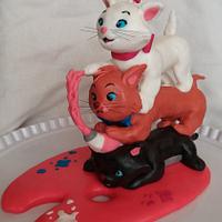 aristocats playing with paint