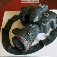My Canon DSLR Cake