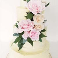 English Roses and Rustic Buttercream 