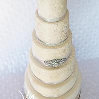 6-tiered lace wedding cake