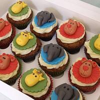 rileys animal train ad cupcakes 