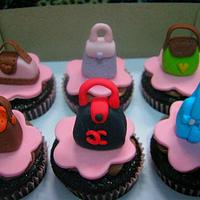 Bag Collection cupcake