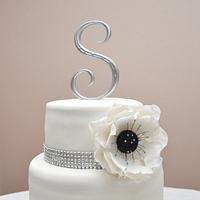 Black and White Wedding Cake
