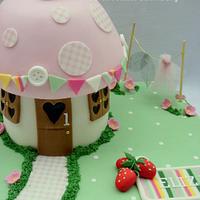'Fabric' Fairy Toadstool Cake (with fairy washing line)