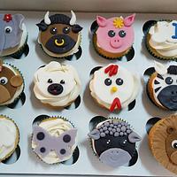 1st Birthday Noah's Ark Cupcakes