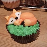 Foxy Cupcake