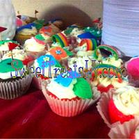 golf ball cake and cupcakes