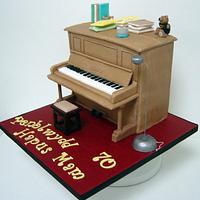 Upright Piano Cake