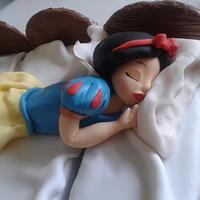 Snow white sleeping 