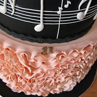 notes and roses cake