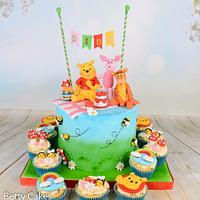 Winnie the Pooh and his friends cake 