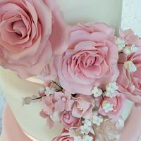 Rose wedding cake