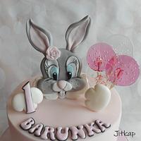 Bunny baby cake
