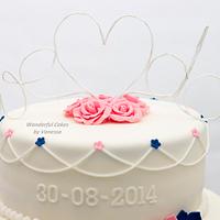 'We do' wedding cake