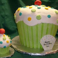 Giant Cupcake Birthday