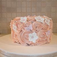 Rose swirl buttercream cake