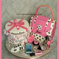 Gift Box with Handbag cake with edible Bracelet