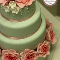 Romantic Rose Wedding Cake
