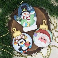 Royal Icing decorated New Year cookies
