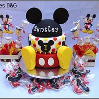 Mickey mouse birthday cake